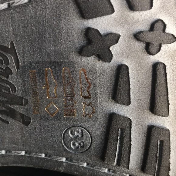 Tara M NEW Size 7-7.5 (38) Black Loris Lace-Up Boot - Picture 7 of 7